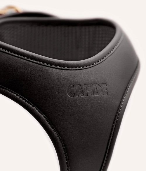 ARNÉS "LUXURY" CUERO VEGANO NEGRO
